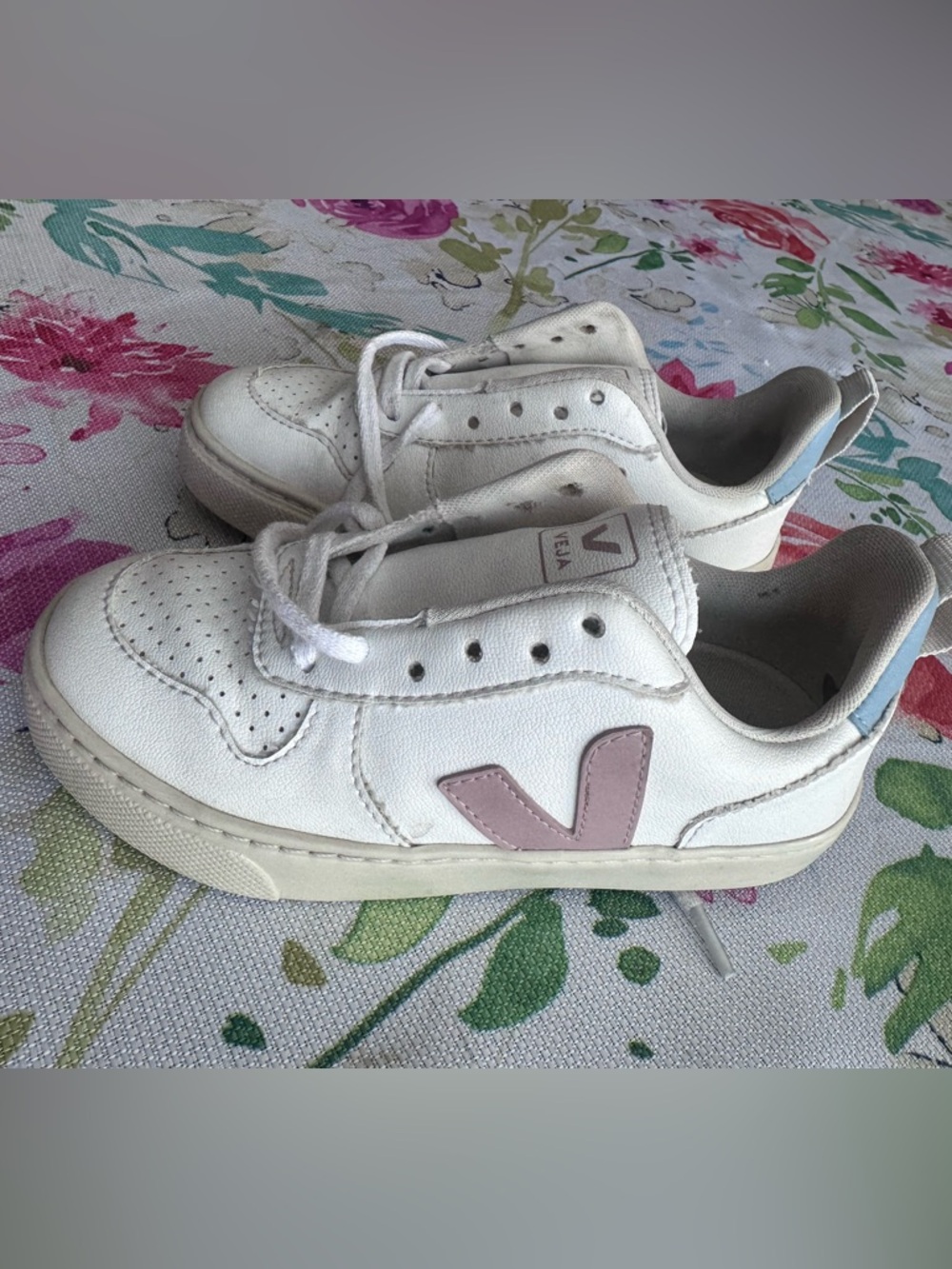 Veja Kids Sneakers- Size 12.5